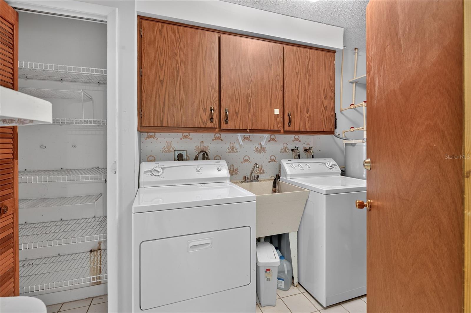 INVERNESS HLNDS WEST ADD 01 - Residential