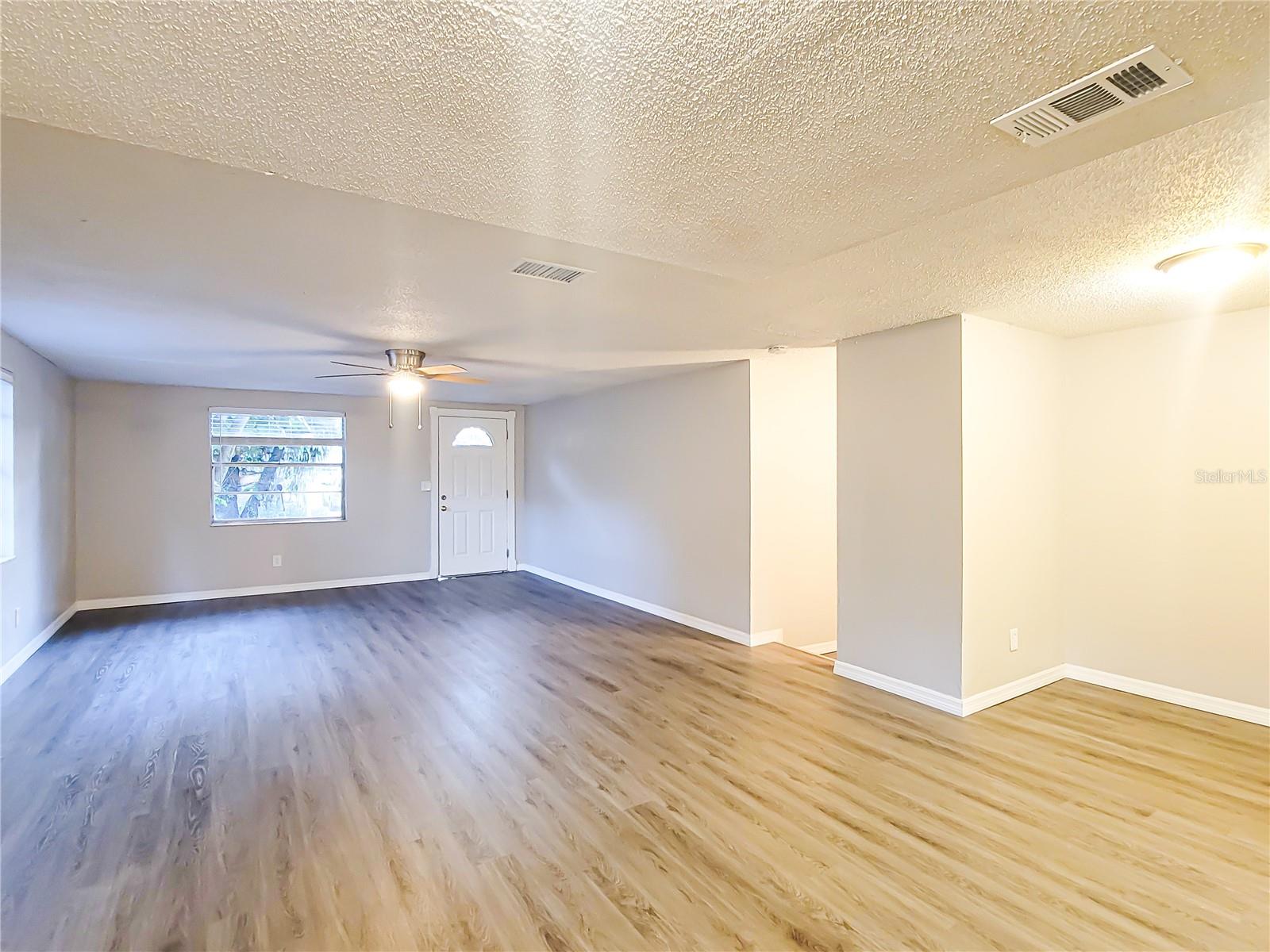 FOUR PINES - Residential