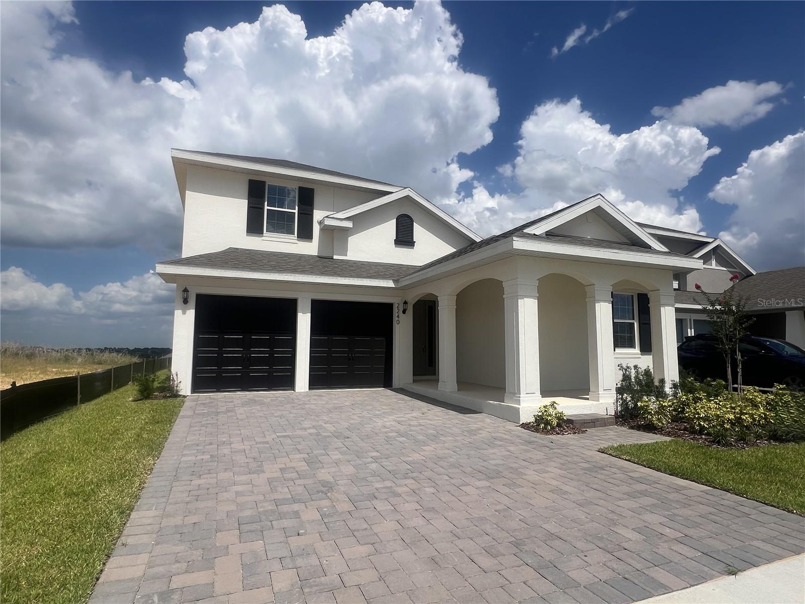 Pre-Construction. To be built. SAMPLE IMAGES This stunning 4-bedroom, 3.5-bath Anna Maria with Bonus is located on a serene conservation
homesite with no rear neighbors, offering both privacy and natural views. Featuring stylish Latte cabinets and an open-concept layout, this home
blends modern design with comfortable living. The versatile bonus room provides extra space for a media room, playroom, or home office—
Whatever suits your lifestyle. Located in a vibrant master-planned community, residents enjoy access to a 7,000 sq. ft. clubhouse, state-of-the-art
fitness center, basketball and pickleball courts, two resort-style pools, two dog parks, and multiple playgrounds. Just minutes from major theme
parks, hospitals, shopping, dining, and medical offices, this home offers the perfect balance of tranquility and convenience.
