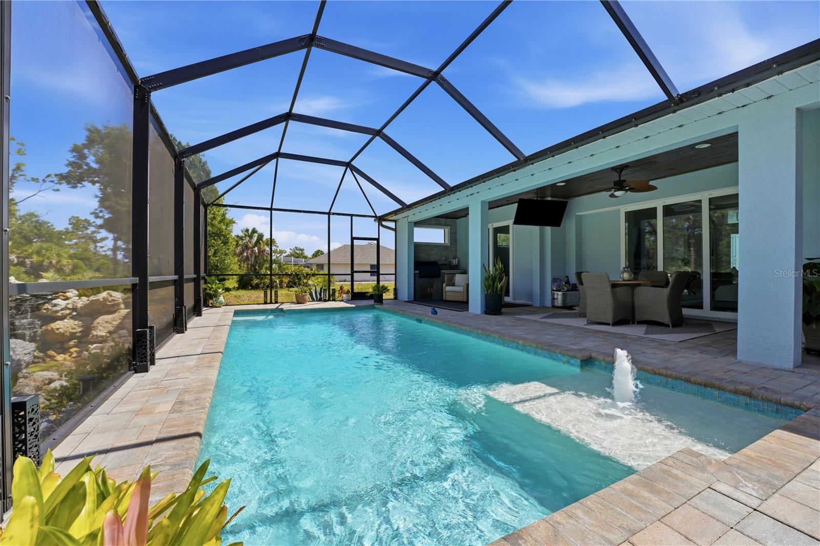 ROTONDA WEST LONG MEADOW - Residential