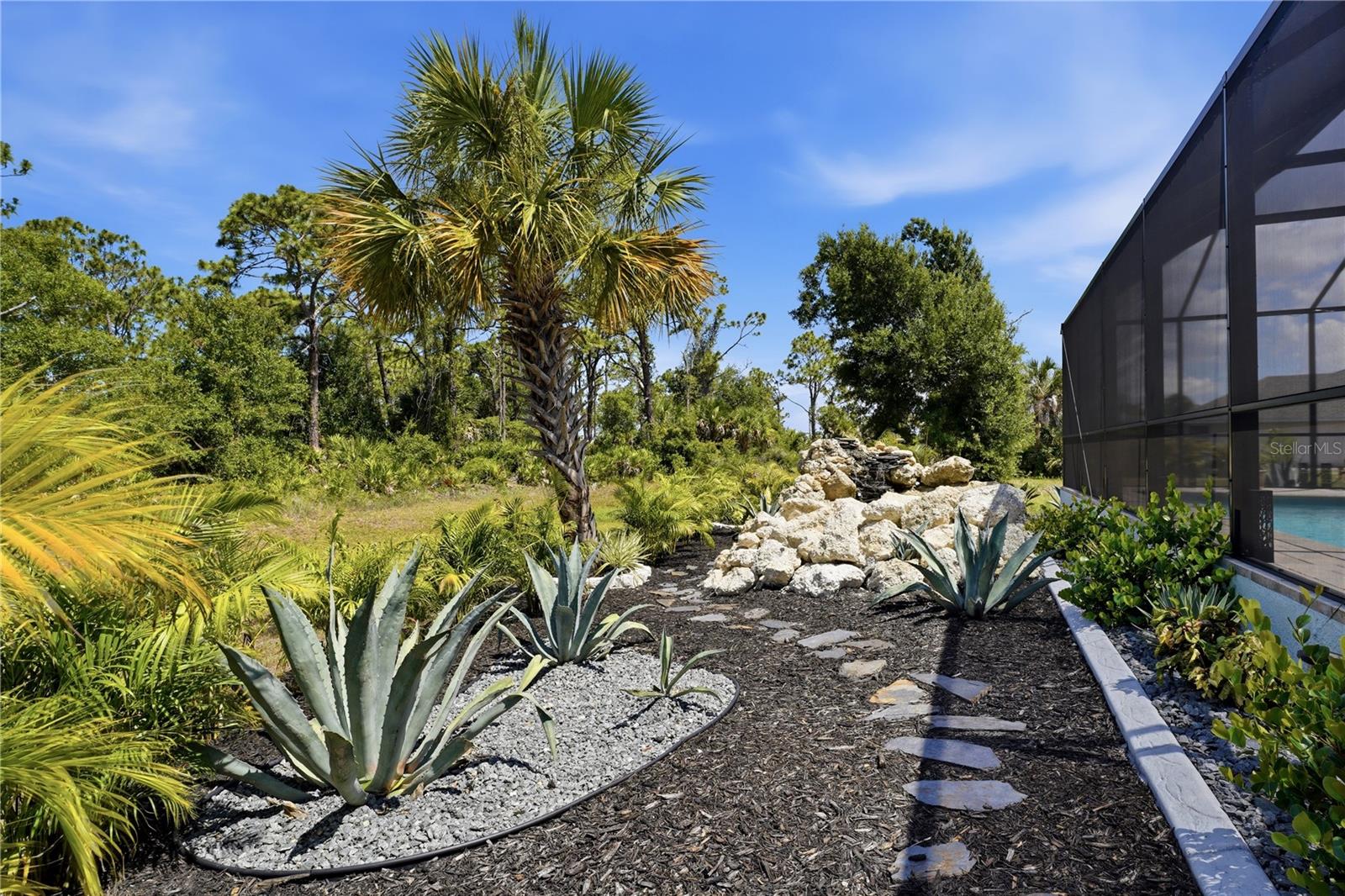 ROTONDA WEST LONG MEADOW - Residential