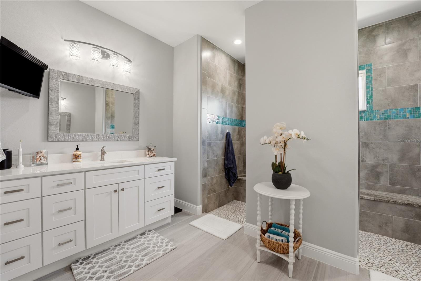 ROTONDA WEST LONG MEADOW - Residential
