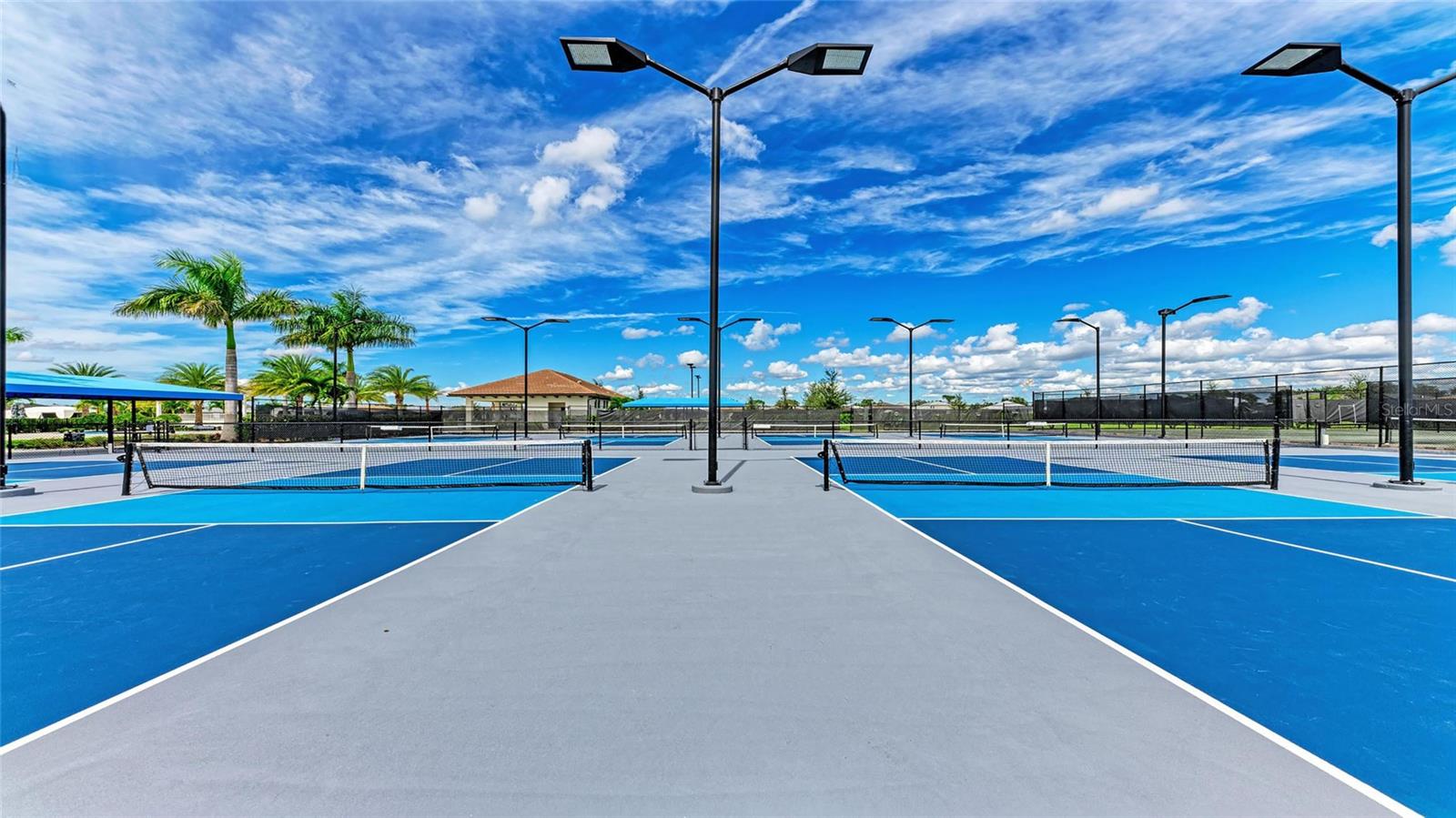 CRESSWIND LAKEWOOD RANCH - Residential
