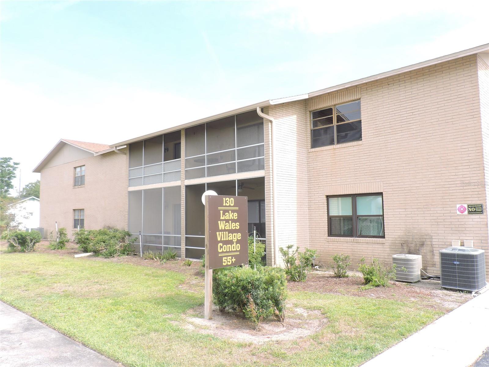 LAKE WALES VILLAGE - Residential