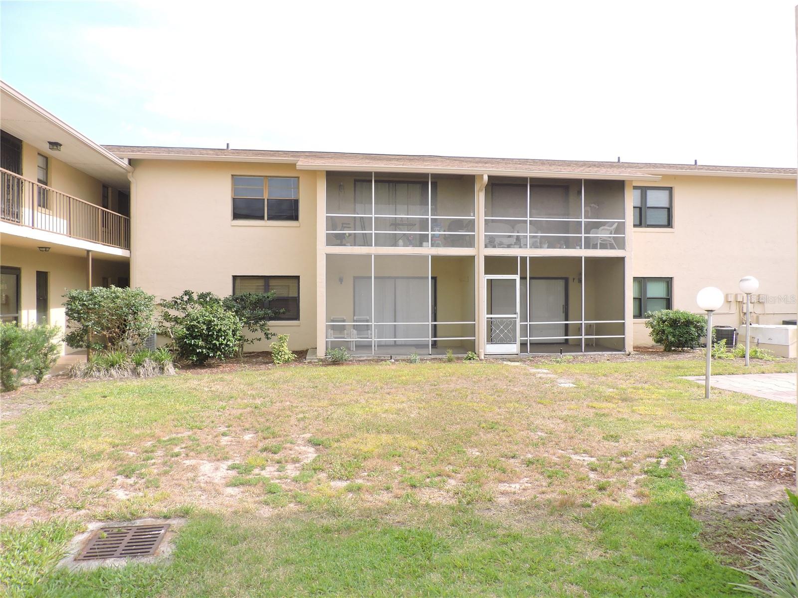 LAKE WALES VILLAGE - Residential