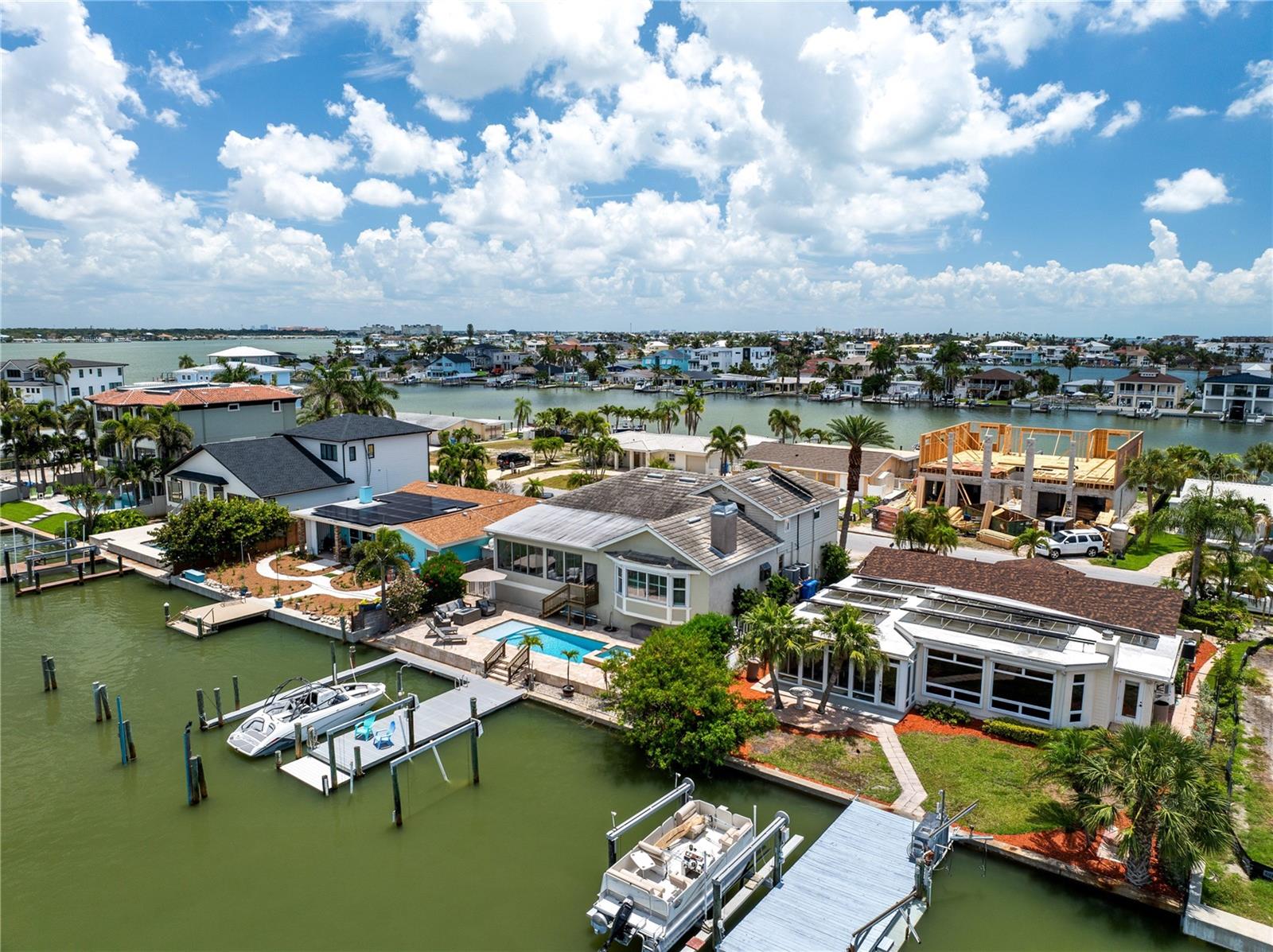SUNRAY BEACH HOMES - Residential