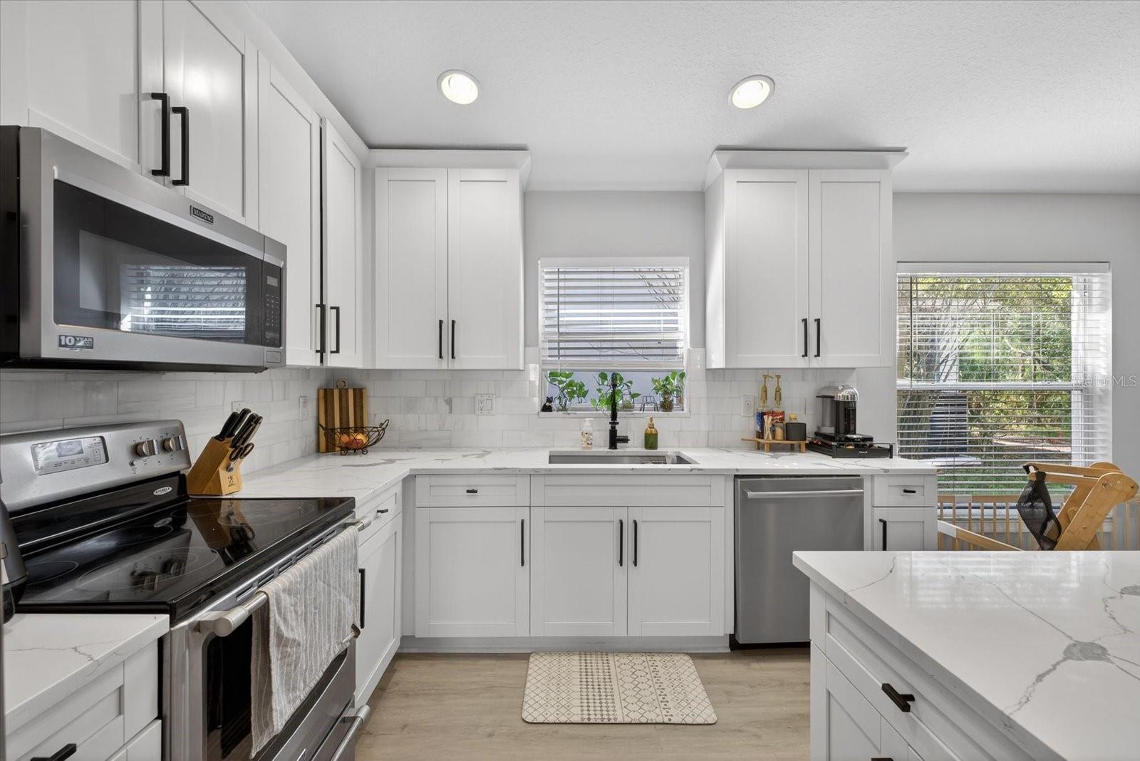 TAMPA PALMS AREA 4 PRCL 11 U - Residential Lease