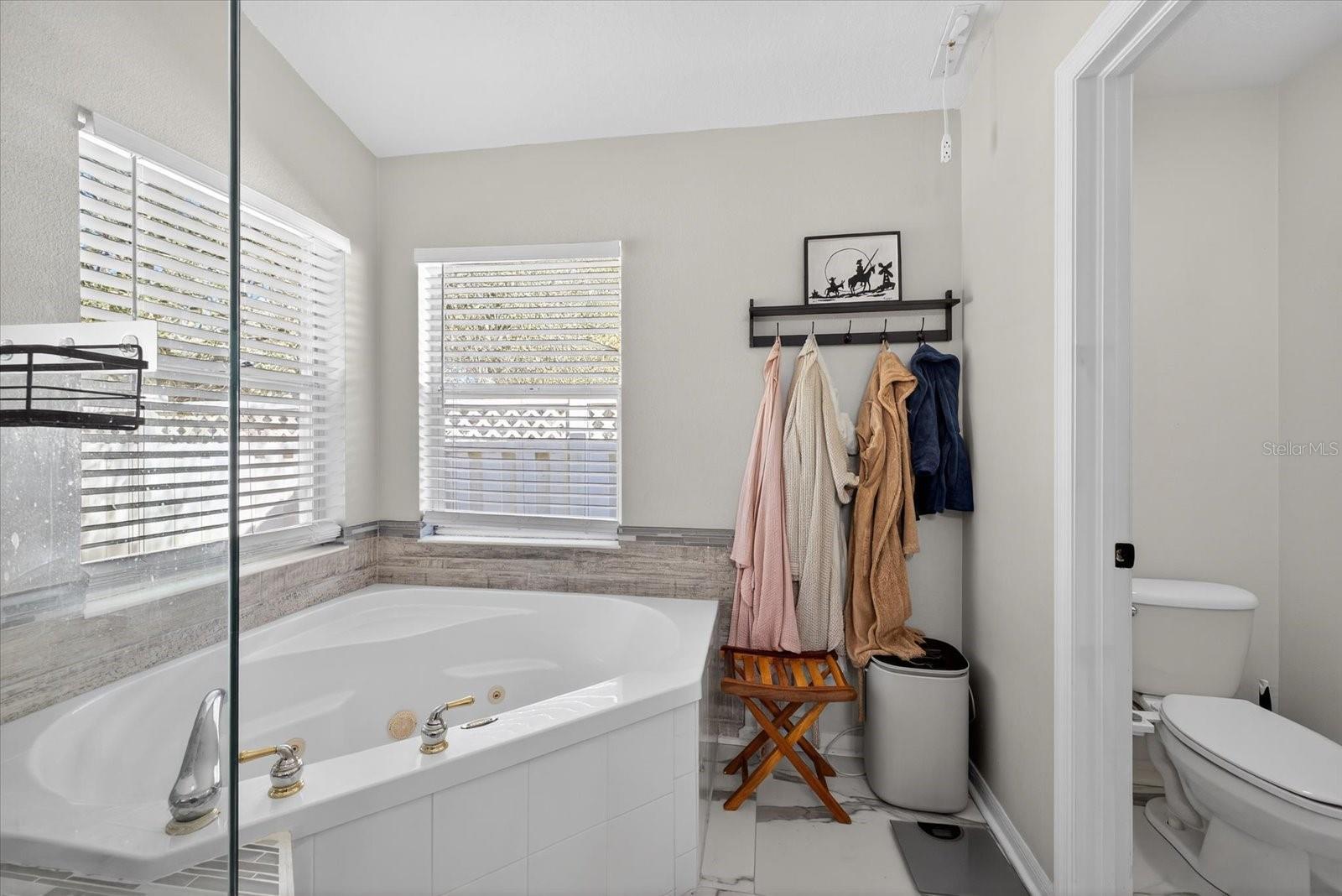 TAMPA PALMS AREA 4 PRCL 11 U - Residential Lease