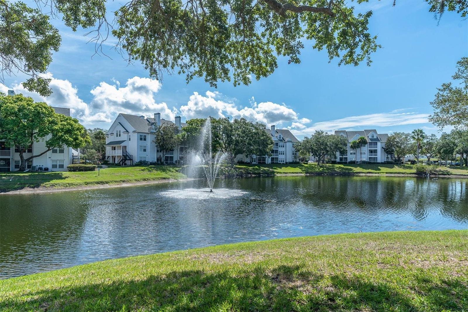 BENTLEY AT COBBS LANDING CONDO THE - Residential