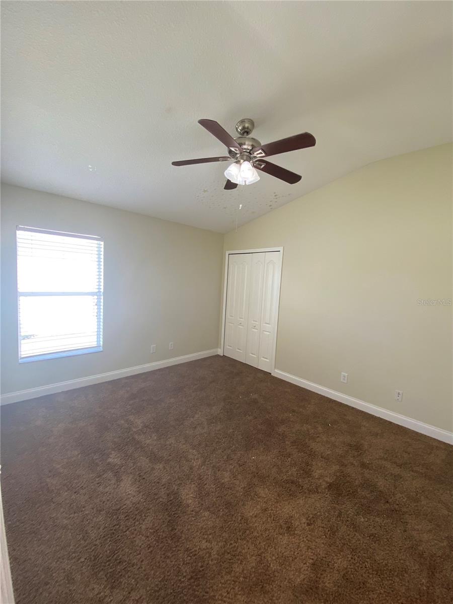IVY LAKE ESTATES - Residential Lease