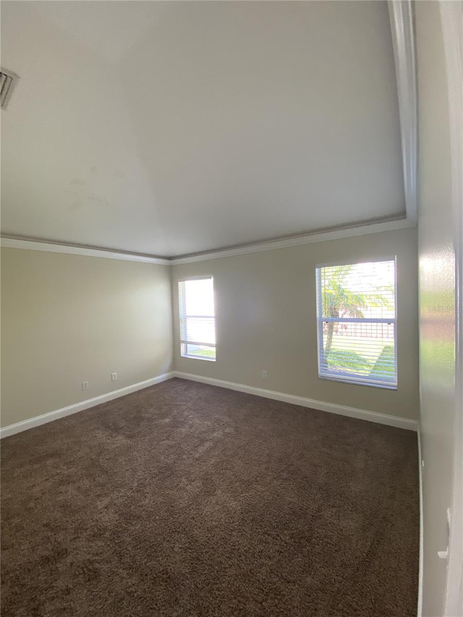 IVY LAKE ESTATES - Residential Lease