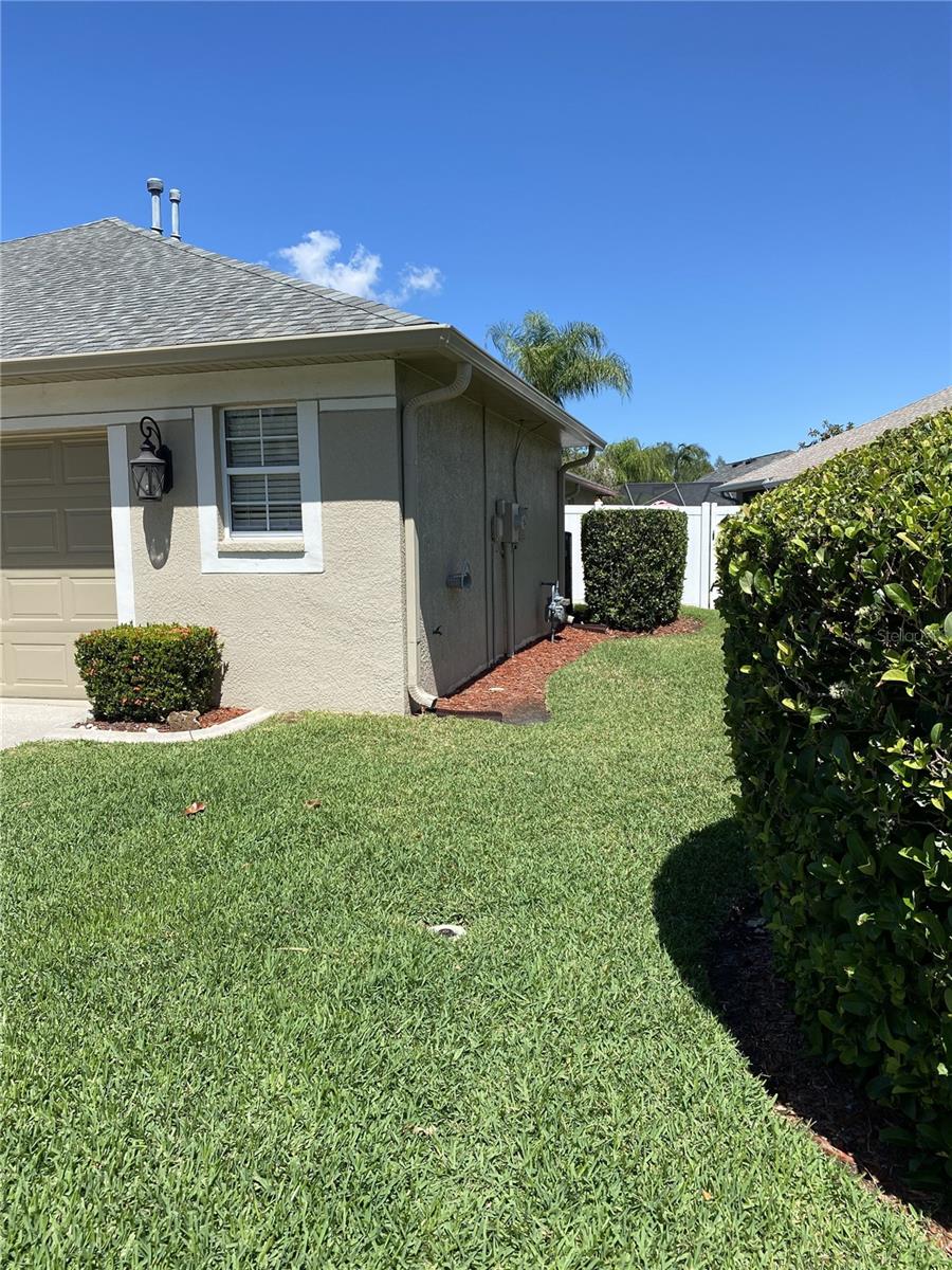 IVY LAKE ESTATES - Residential Lease