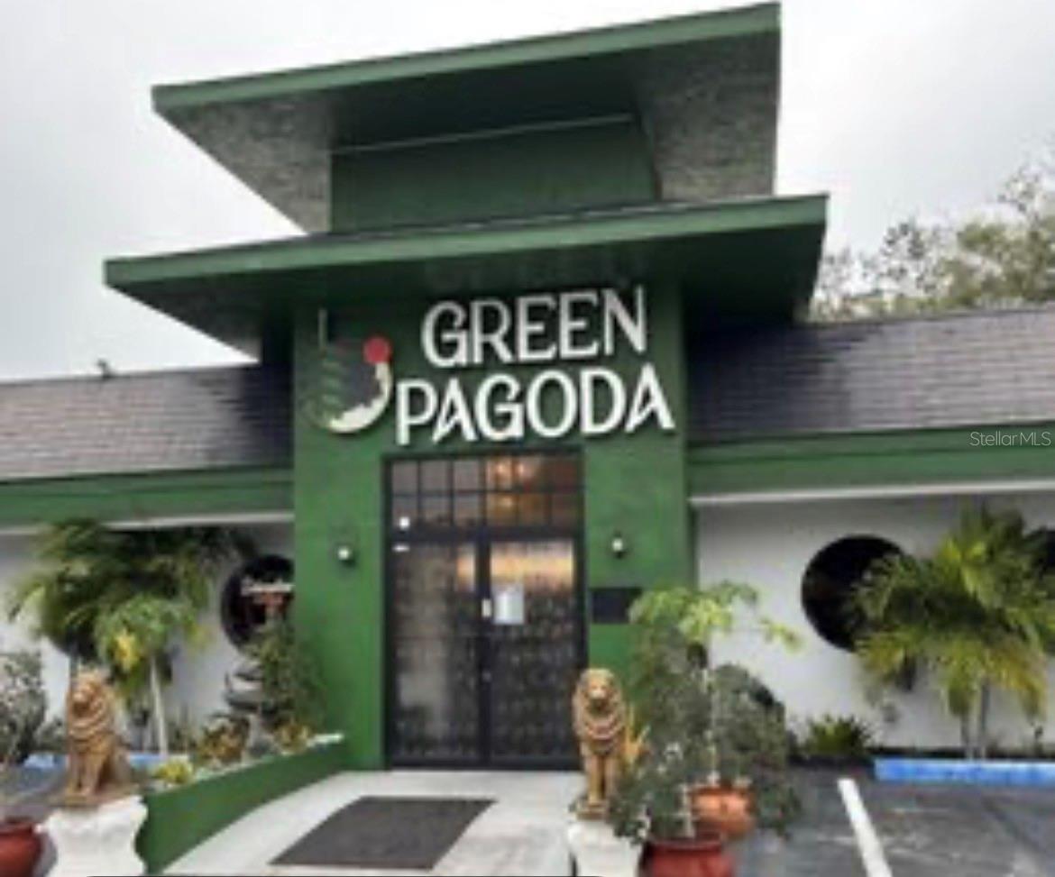 Established Asian fusion and sushi restaurant located on highly visible 4th Street North corridor in St. Petersburg. Features a stylish dining room, outdoor patio seating, full-service kitchen, and strong local customer base. Prime location with excellent traffic counts, ample parking, and easy access to downtown St. Petersburg and Tampa. Turnkey operation with established branding and online presence. Ideal opportunity for an owner-operator or hospitality group looking to expand in a growing market. Confidential sale; NDA required for financials and additional details.