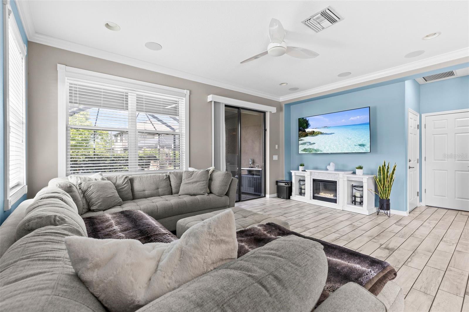 STARKEY RANCH - Residential