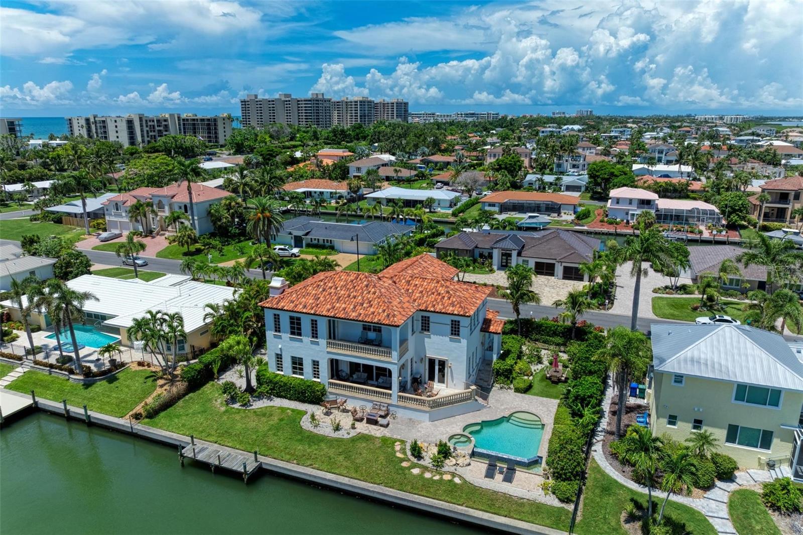 COUNTRY CLUB SHORES SEC 02 - Residential