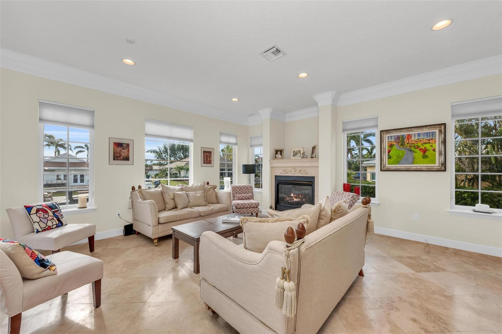 COUNTRY CLUB SHORES SEC 02 - Residential
