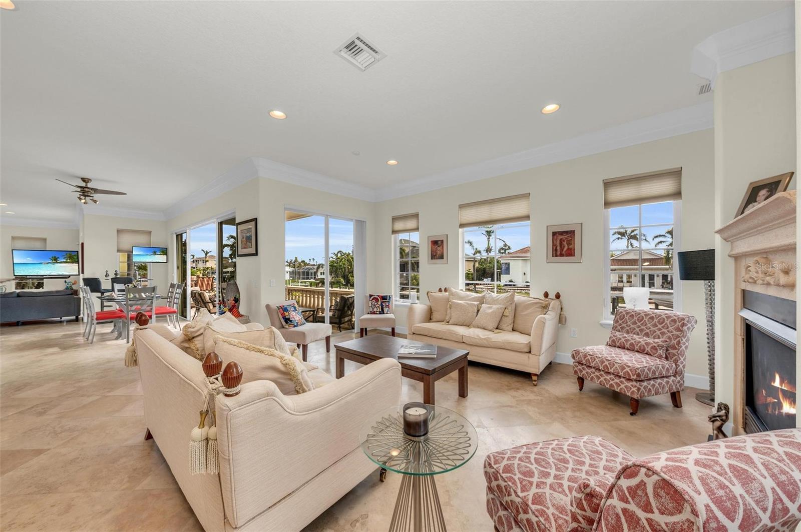 COUNTRY CLUB SHORES SEC 02 - Residential
