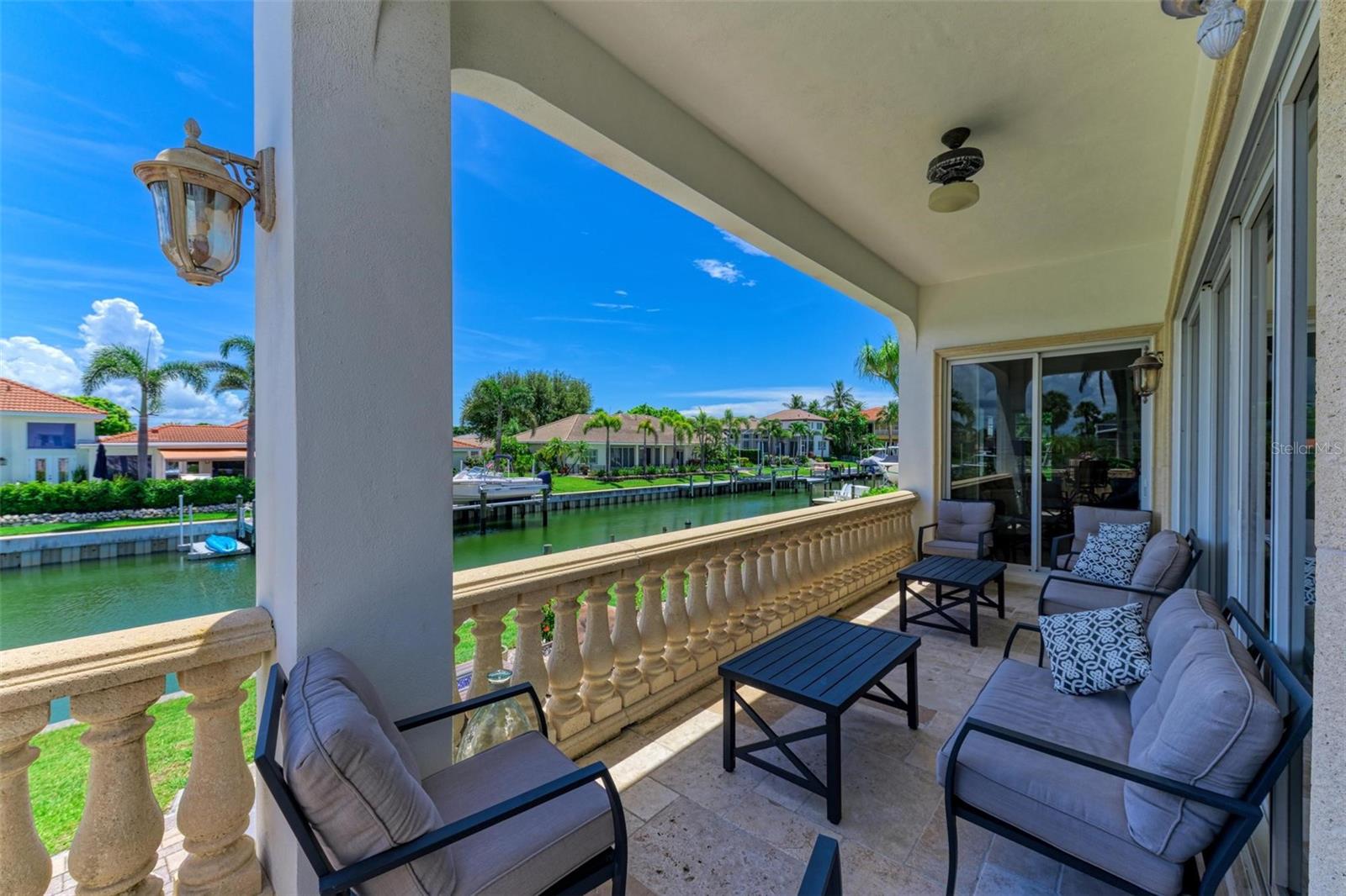 COUNTRY CLUB SHORES SEC 02 - Residential