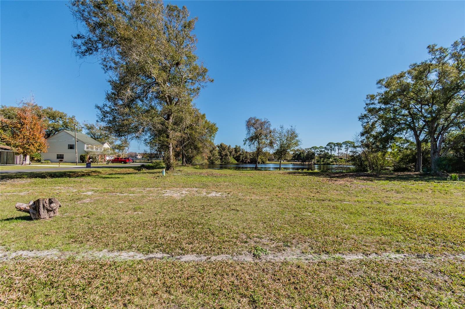 RANCH LAKE ESTATES - Land