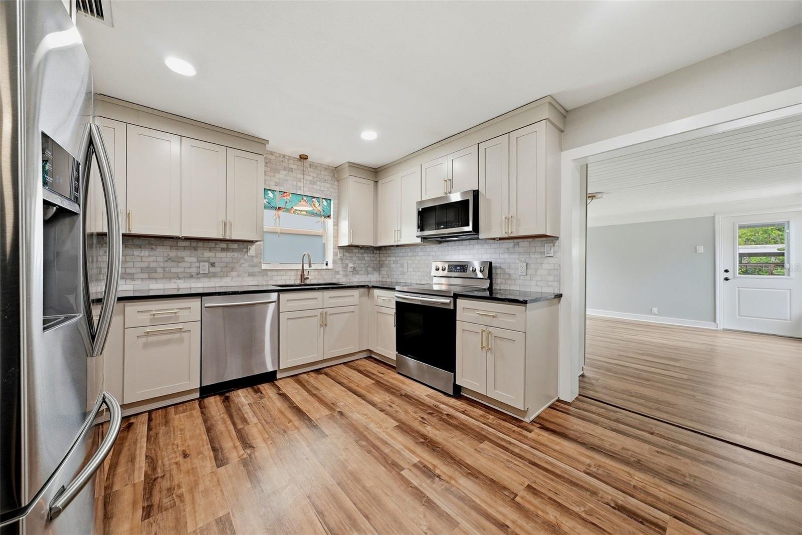 CENTRAL PARK REV - Residential