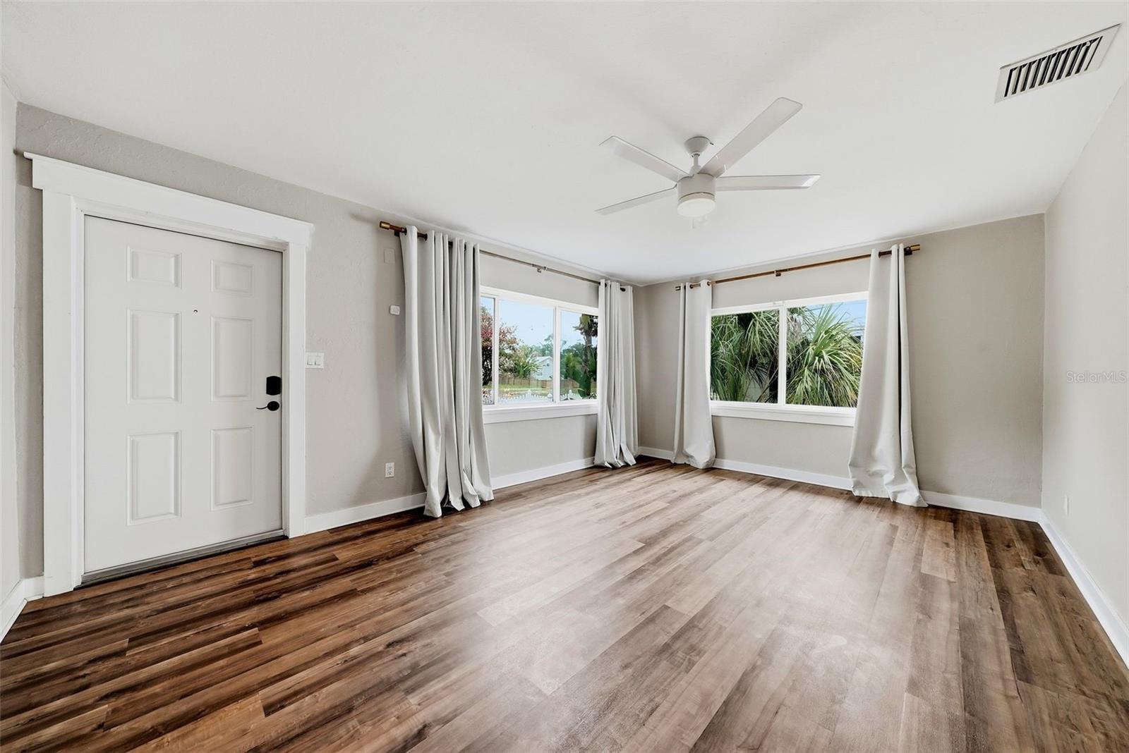CENTRAL PARK REV - Residential