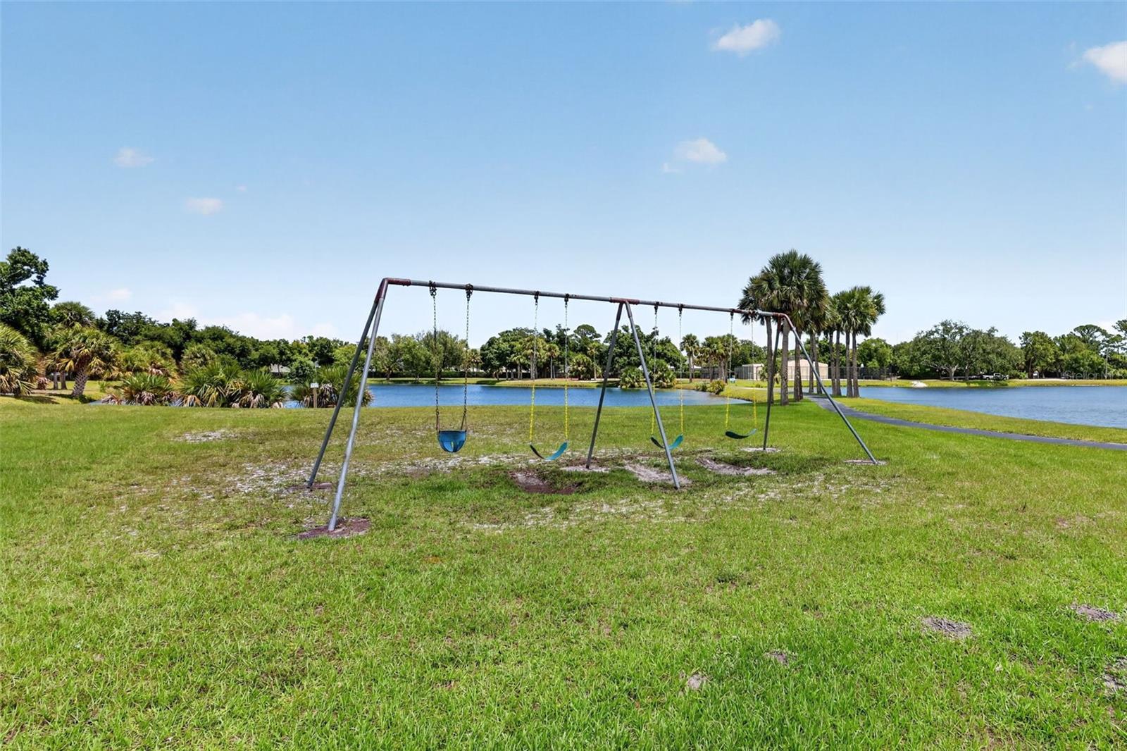 VERO BEACH HIGHLANDS - Residential
