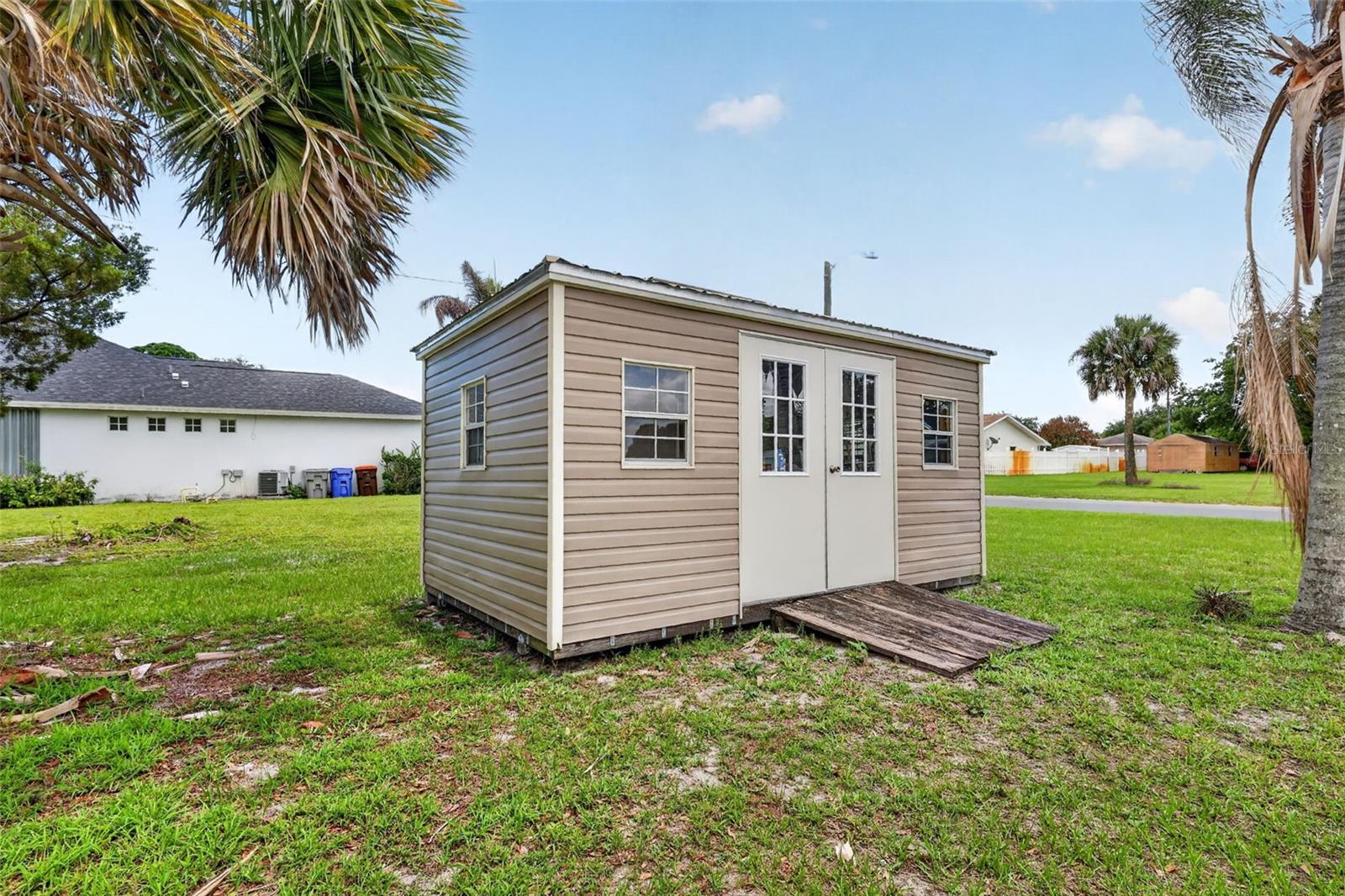 VERO BEACH HIGHLANDS - Residential