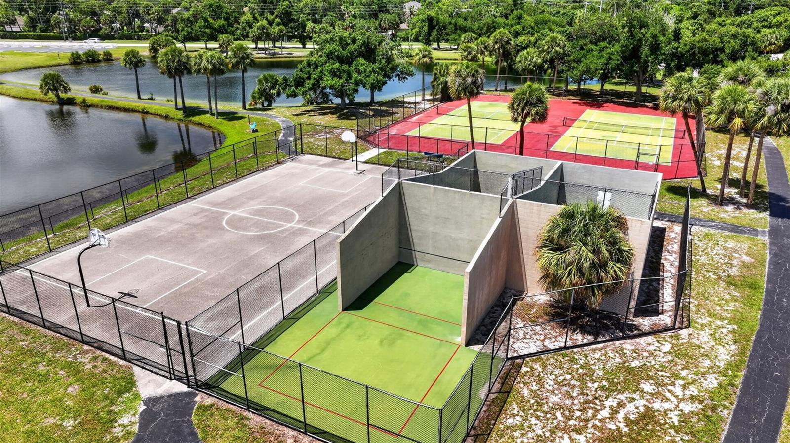 VERO BEACH HIGHLANDS - Residential