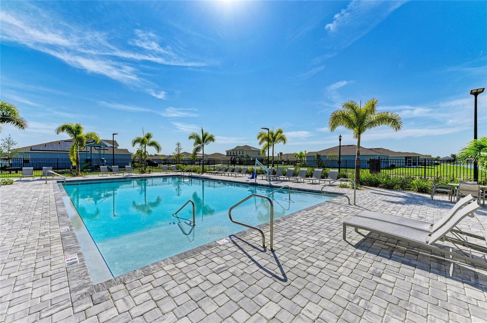 WILLOW BEND PH III - Residential