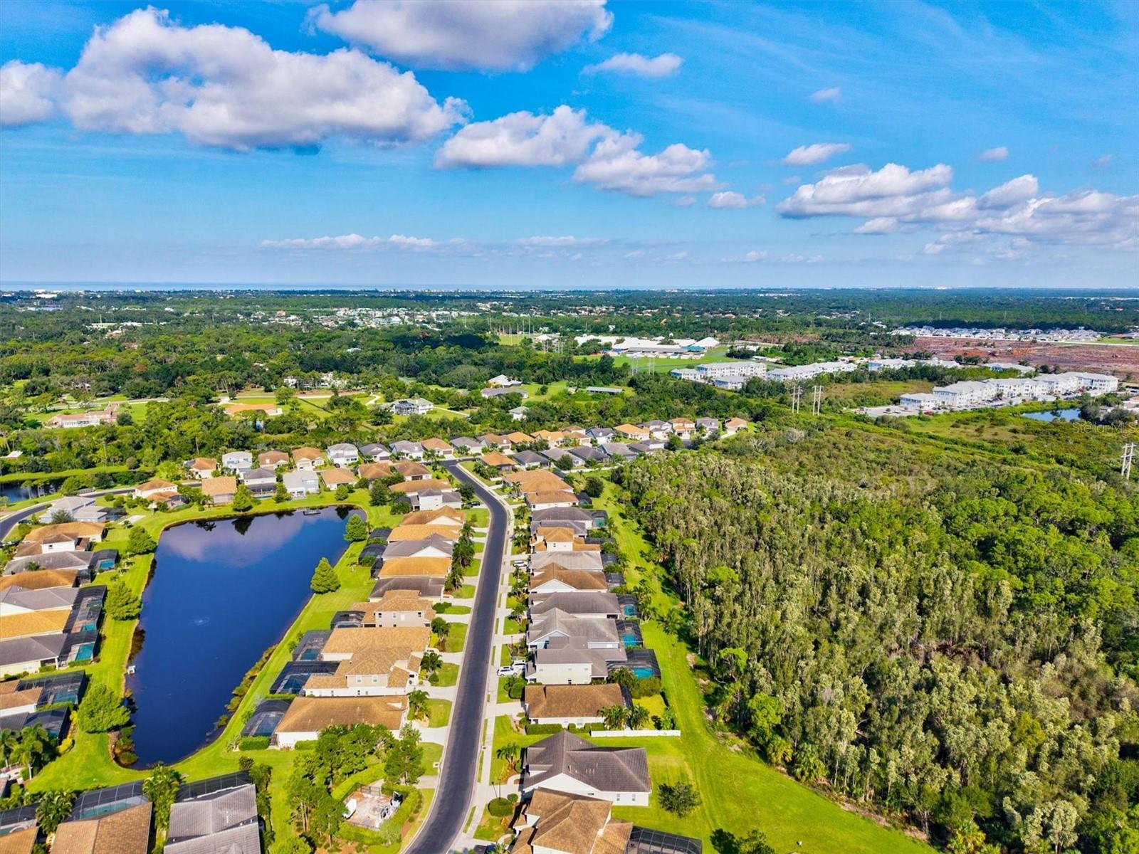 WINDWOOD - Residential