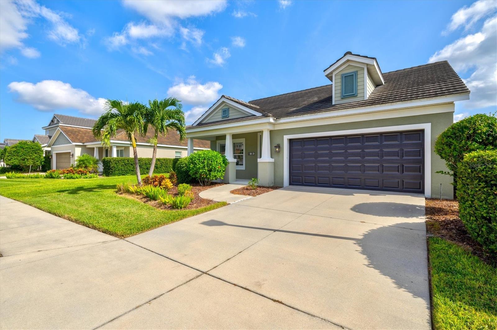 WINDWOOD - Residential