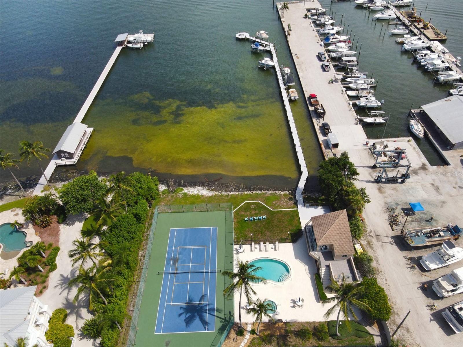 RIVER HARBOR WEST CONDO - Residential