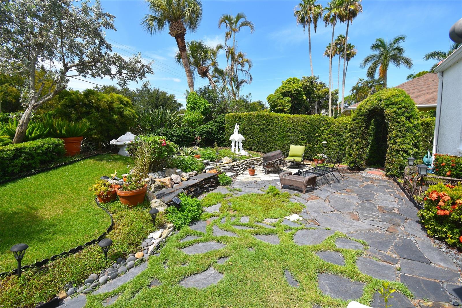 RIVER HARBOR WEST CONDO - Residential