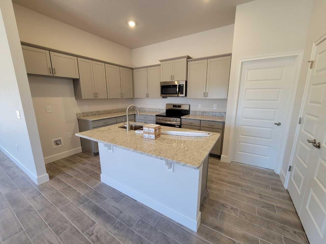 OCALA CROSSINGS SOUTH - Residential