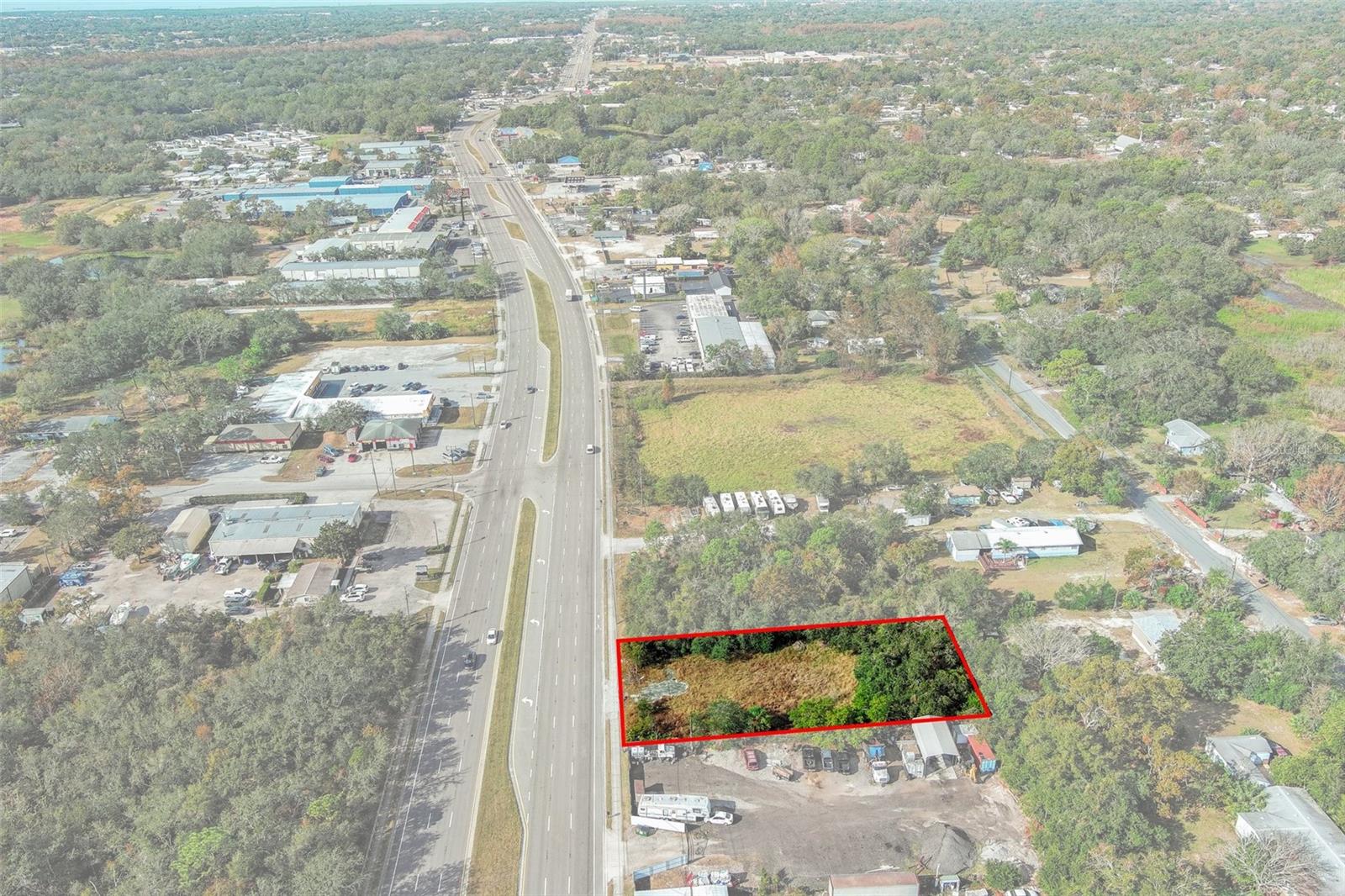 LAKEWOOD ACRES - Land
