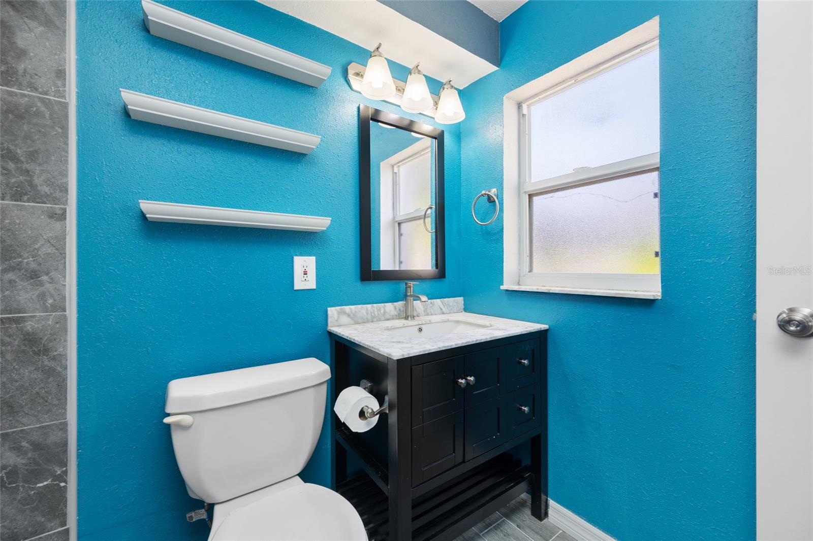 SUN COAST ESTATES - Residential