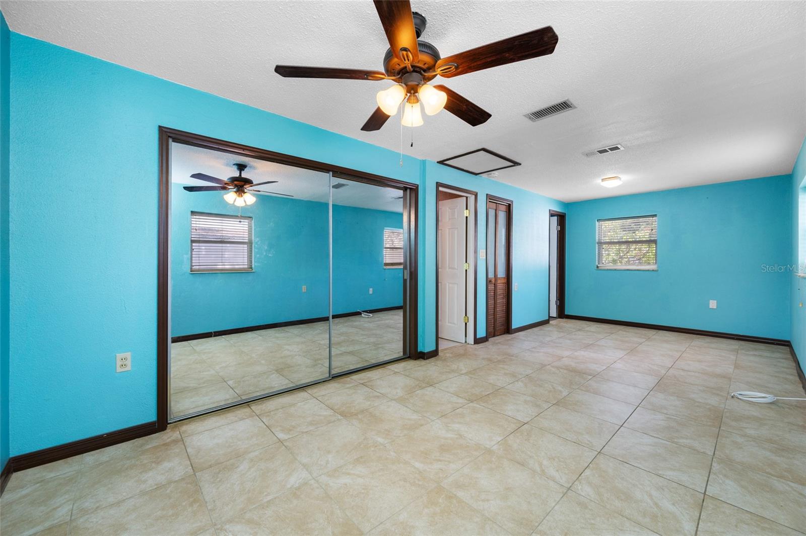 SUN COAST ESTATES - Residential
