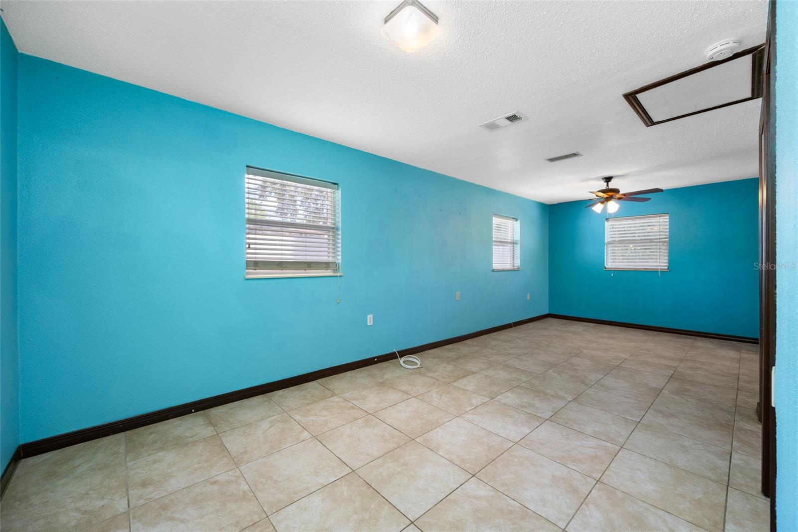 SUN COAST ESTATES - Residential