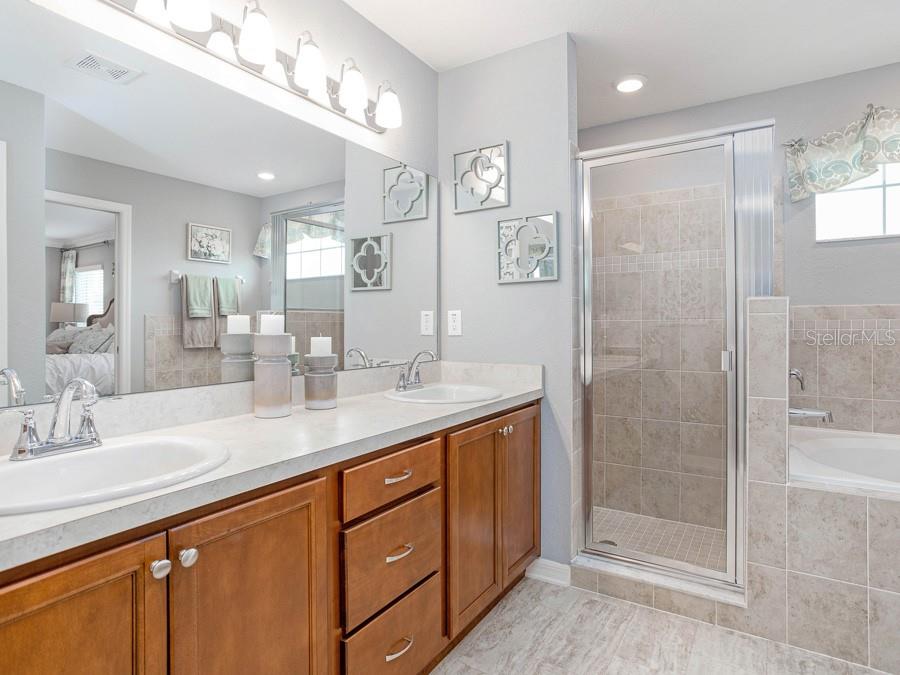 BRIDGEPORT LAKES - Residential