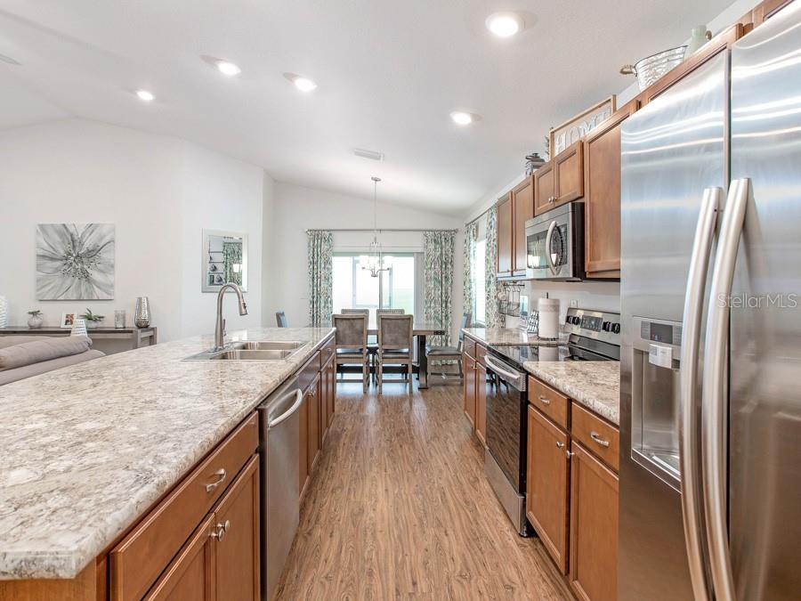 BRIDGEPORT LAKES - Residential