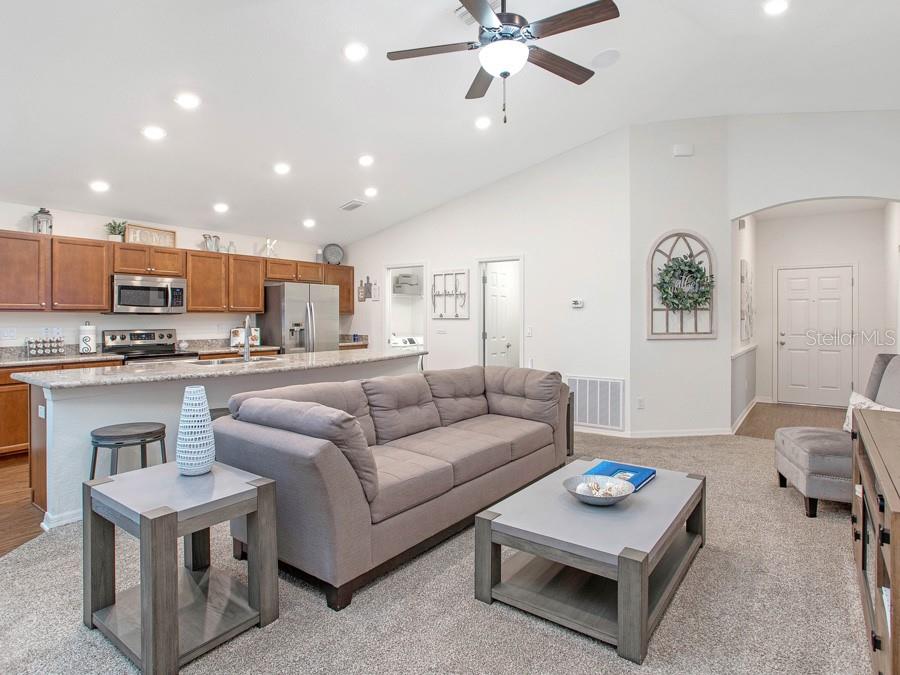 BRIDGEPORT LAKES - Residential