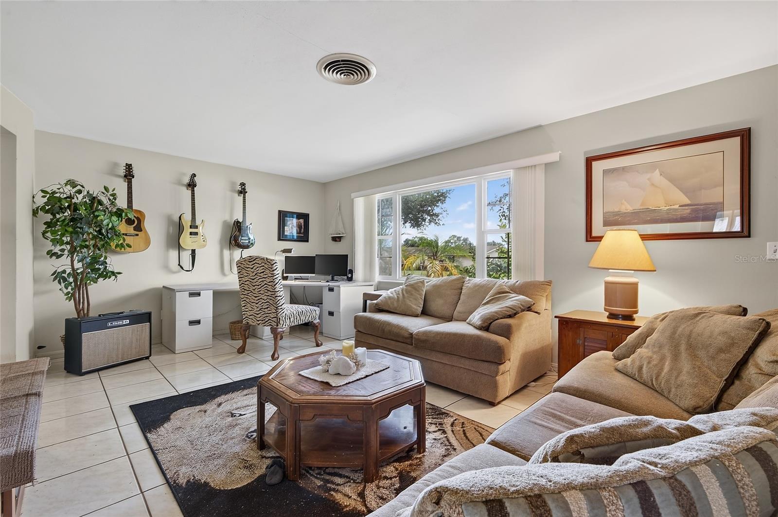 ROSERY GROVE VILLA 1ST ADD - Residential