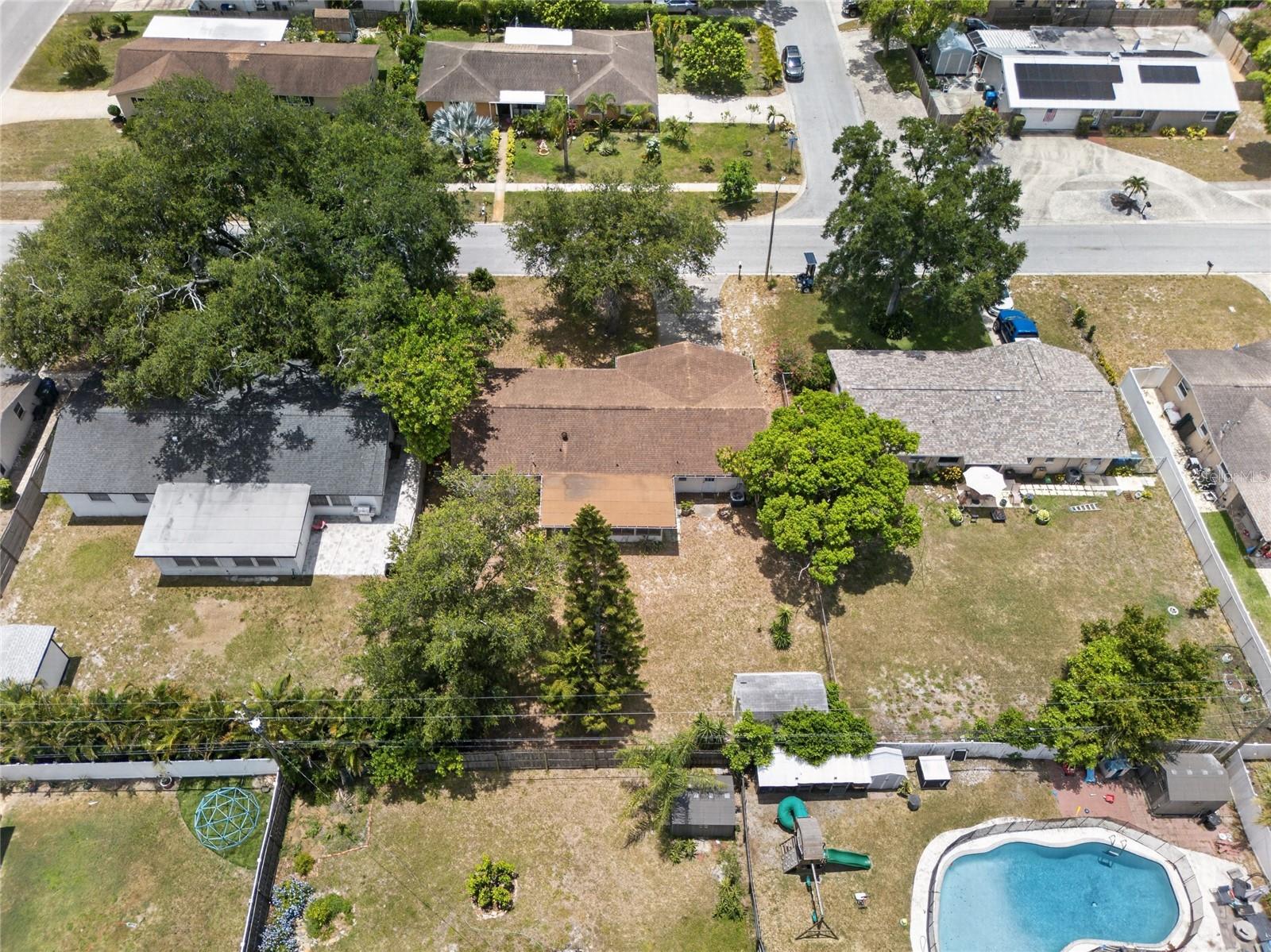 ROSERY GROVE VILLA 1ST ADD - Residential