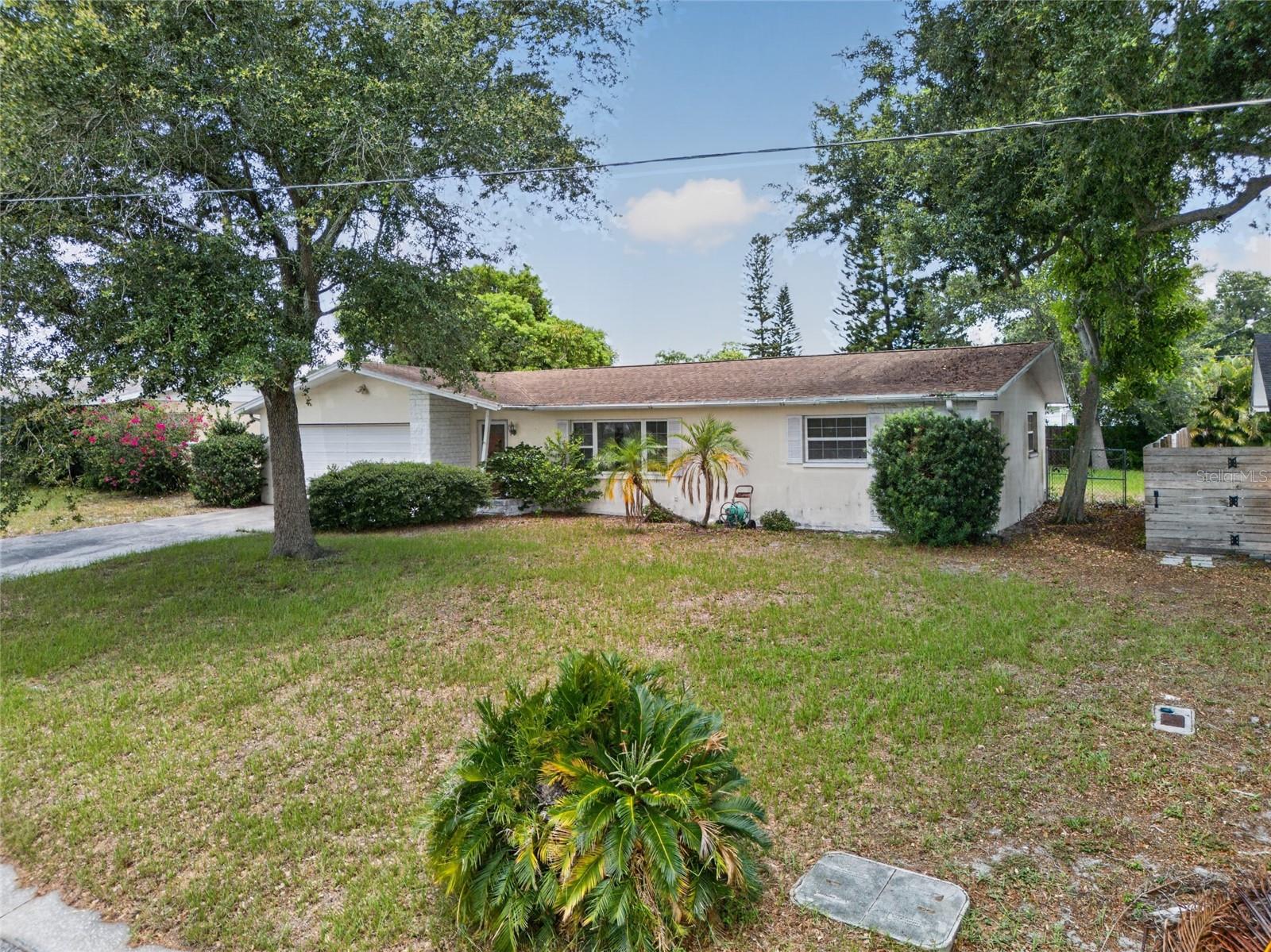 ROSERY GROVE VILLA 1ST ADD - Residential