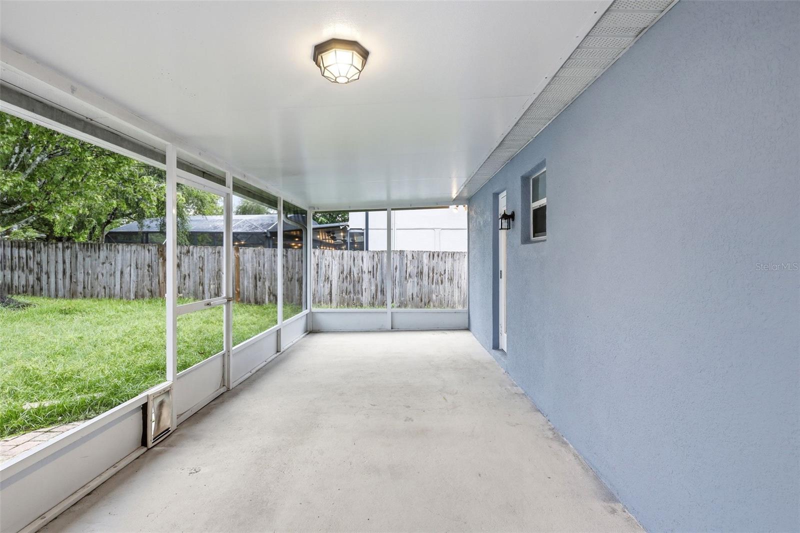 CROWN COLONY SUB - Residential