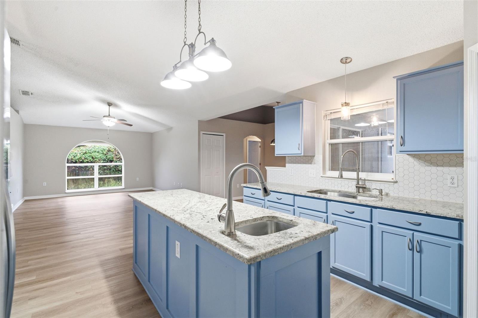 CROWN COLONY SUB - Residential