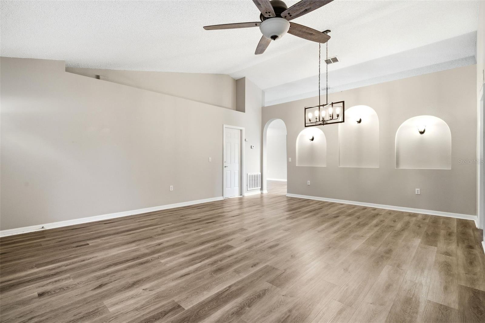 CROWN COLONY SUB - Residential