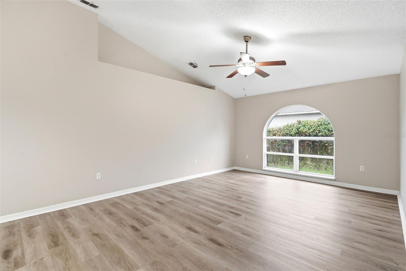 CROWN COLONY SUB - Residential