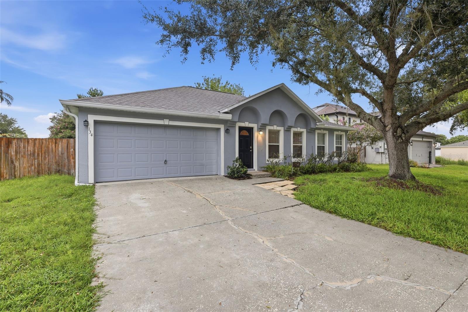 CROWN COLONY SUB - Residential