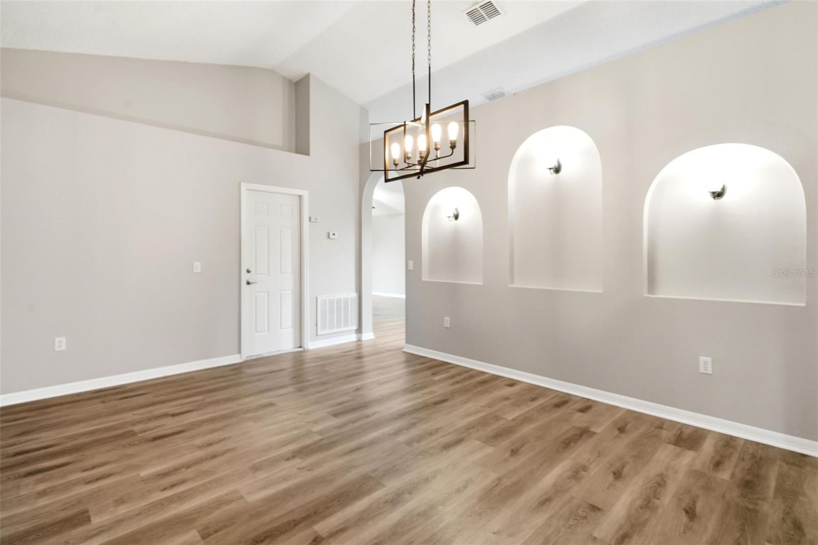 CROWN COLONY SUB - Residential